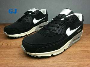 Nike Air Max 90 Shoes