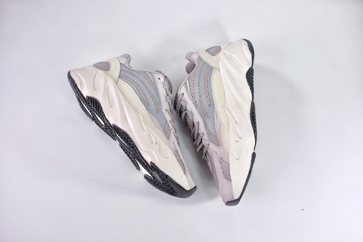 Adidas Yeezy 700V2 "Static" Sneaker