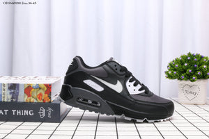 Nike Air Max 90 Sneaker