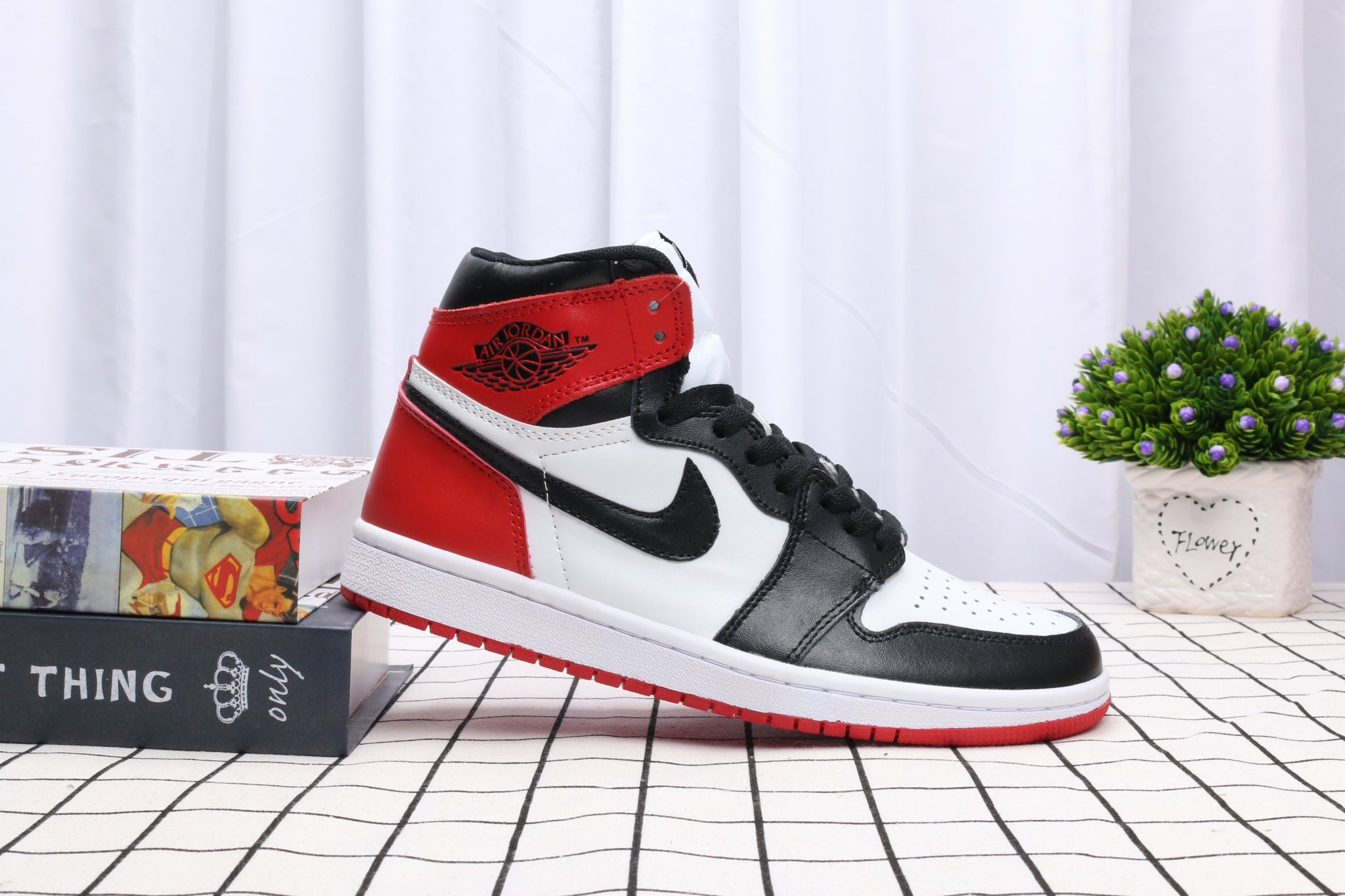 Nike Air Jordan 1OG Bred