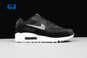 Nike Air Max 90 Sneaker