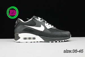 NIKE AIR MAX 90 ESSENTIAL