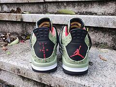 AIR JORDAN 4 RETRO